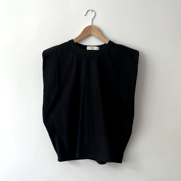 EVA PADDED SHOULDER MUSCLE T-SHIRT - BLACK - Picture 1 of 2